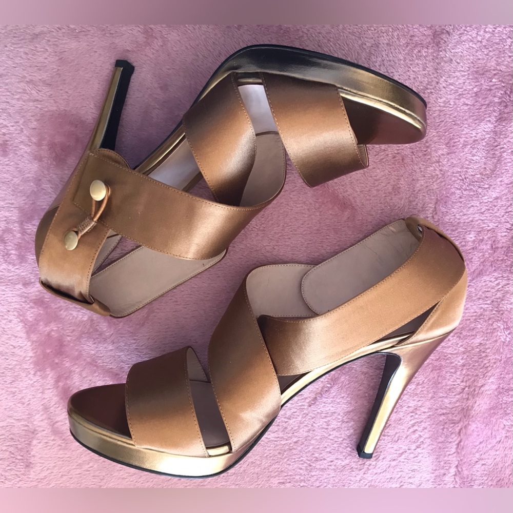 CALVIN KLEIN Size 9.5 💛 Gold Plaine Style 💛 Satin Strappy High Heels Worn Once